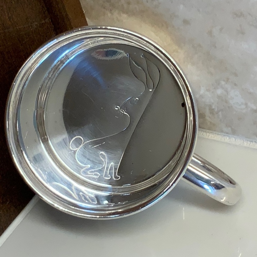 Towle 925 Sterling Silver Bunny Rabbit Baby Child’s Cup with Handle No mono